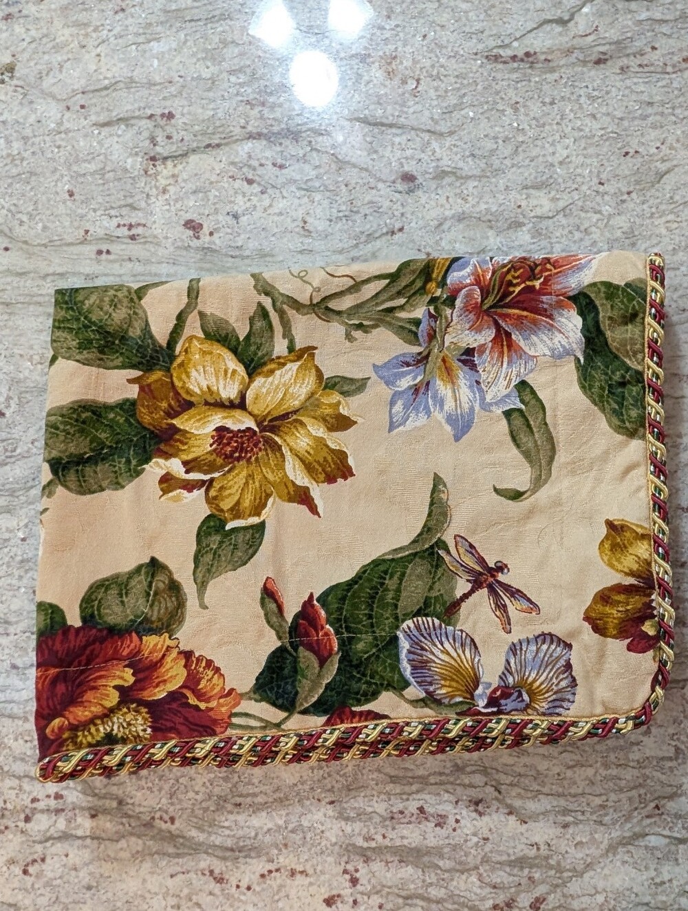 Waverly Laurel Springs Pillow Sham Magnolia Butterfly Floral Bedding Std. EUC